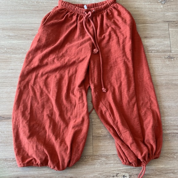 Free People - Picture 2 of 6